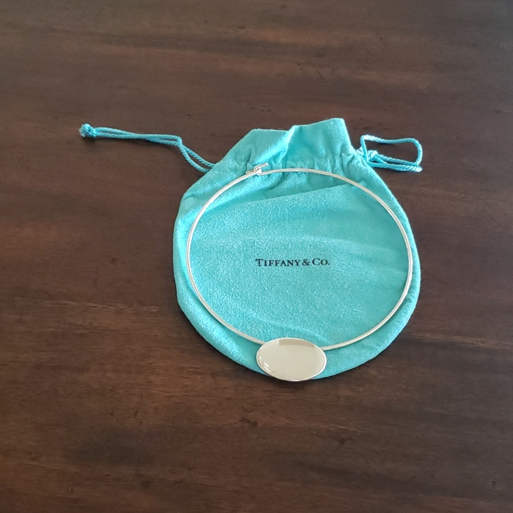 Tiffany Choker